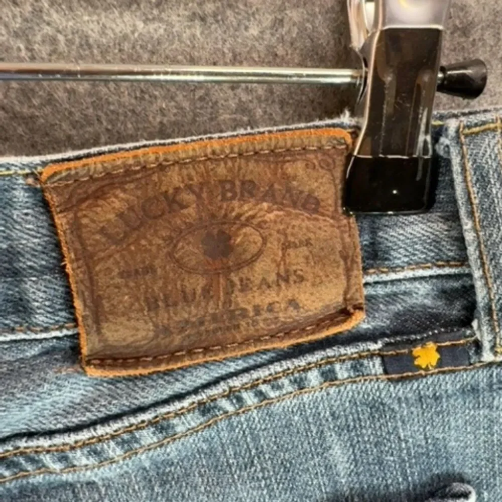 Lucky Brand Straight Leg Jeans 34x34 - Faded Whisker Wash Denim